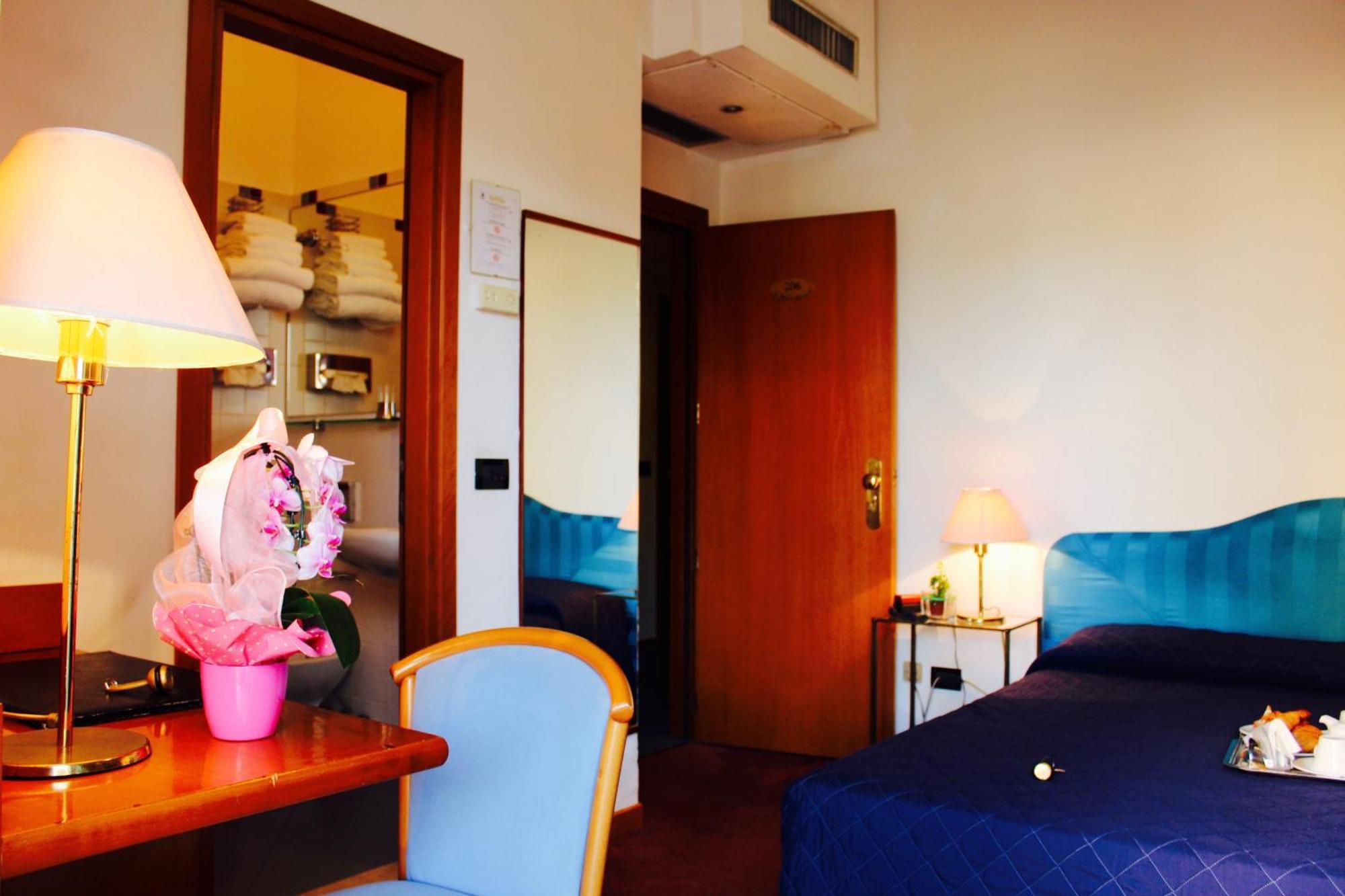 Hotel Arcangelo Rimini Eksteriør bilde